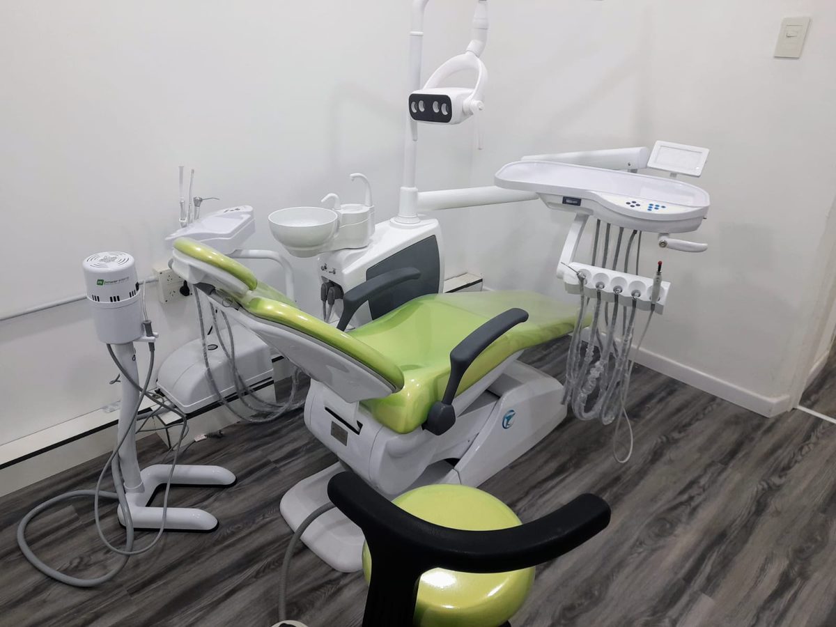 Detalle del equipo odontol&oacute;gico